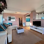 Panoramic Sea View And Pool Opatija شقة Ičići