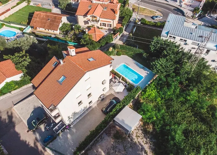 Panoramic Sea View And Pool Opatija *